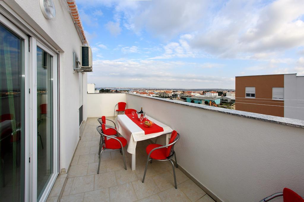 Apartament Village *