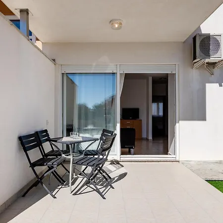 Apartment Village Nin Exterior photo