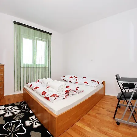 Apartment Village Nin Room photo
