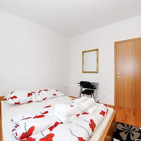 Apartment Village Nin Room photo