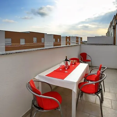 Apartment Village Nin Room photo