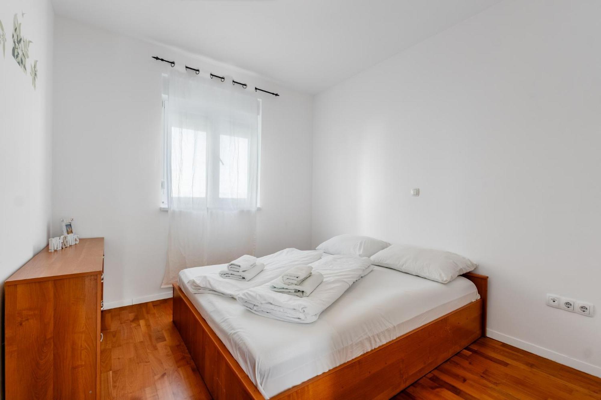Apartment Village Nin Nin