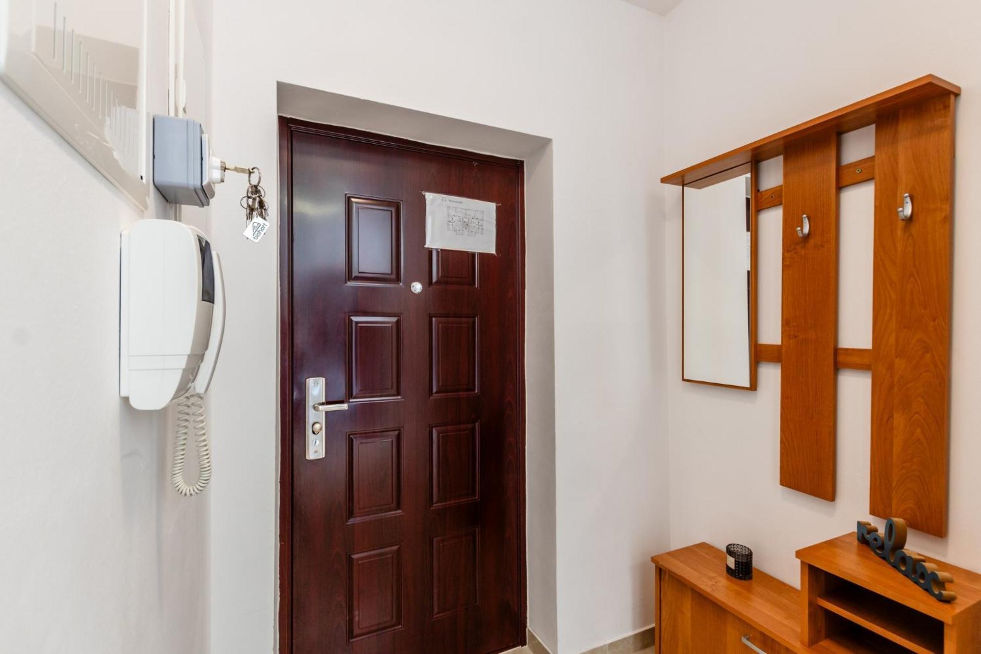 Apartment Apartment Village Nin *