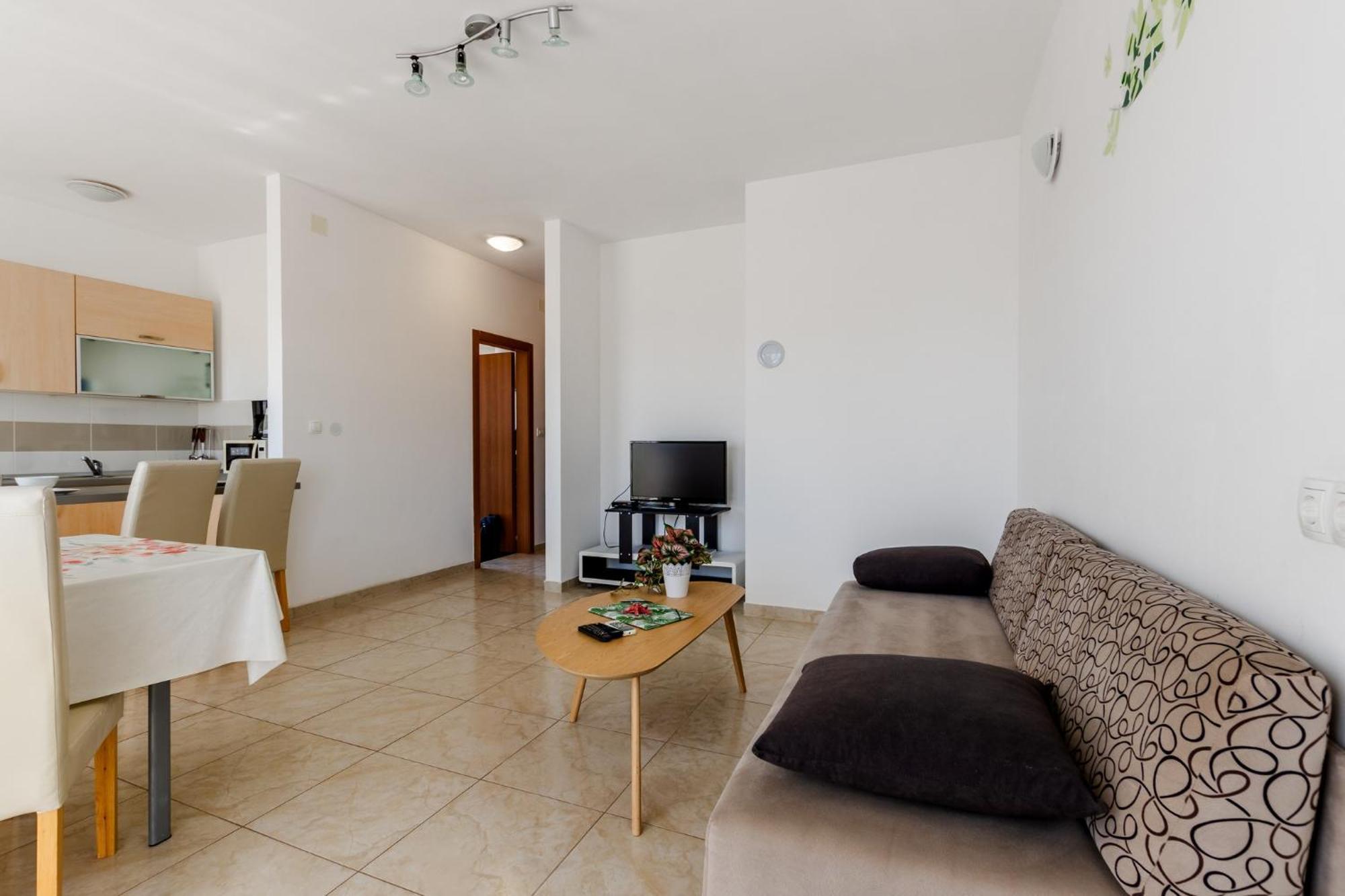 Village Apartmán *