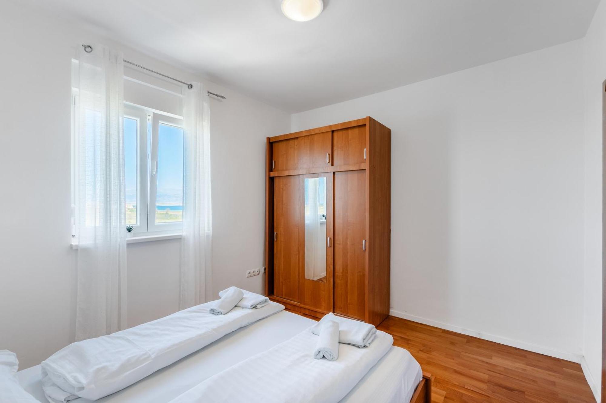 Apartment Village Nin Nin